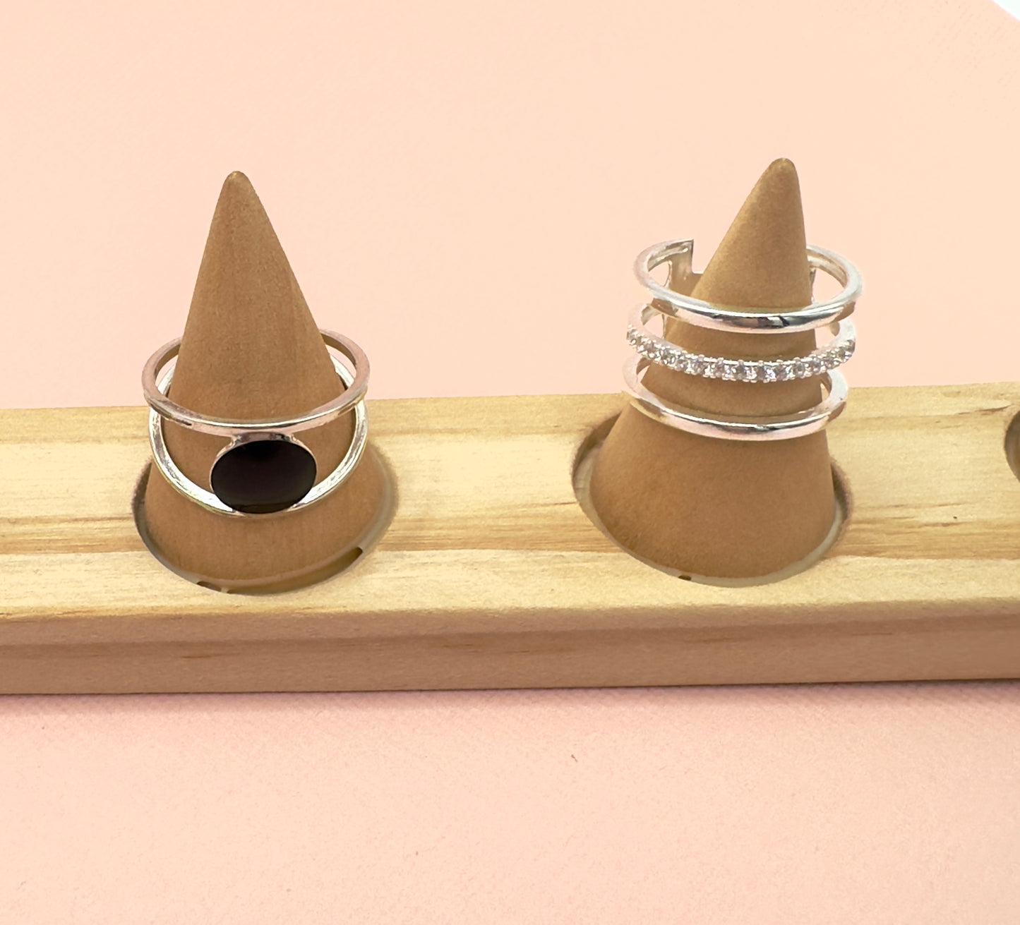 Ring- Black Circle