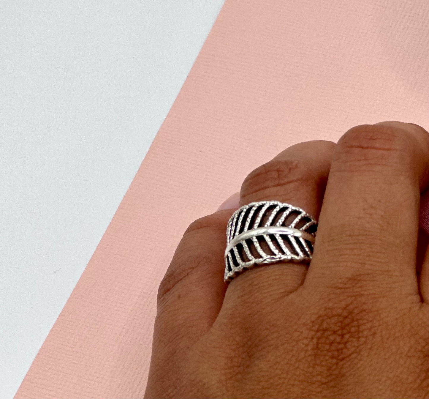 Ring- Leaf