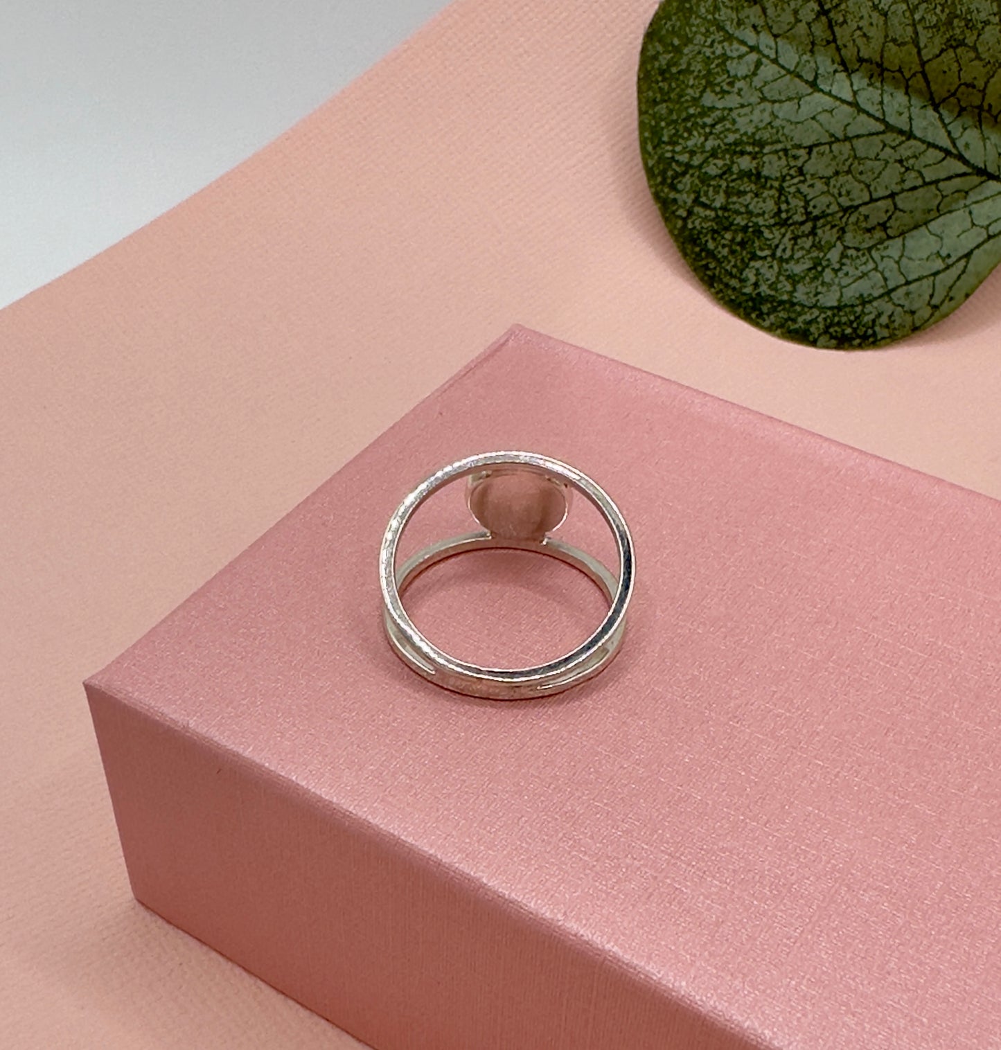 Ring- Black Circle